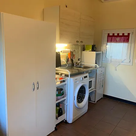 Guest house Glamping Mare By Smart-home, Monolocali Genoa