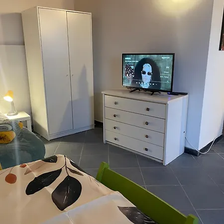 Гостевой дом Monolocali Mare By Smart-home Генуя